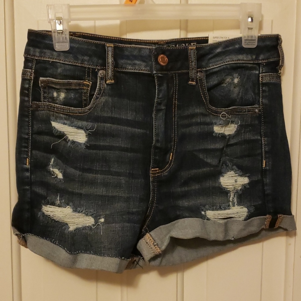 Super high-rise short